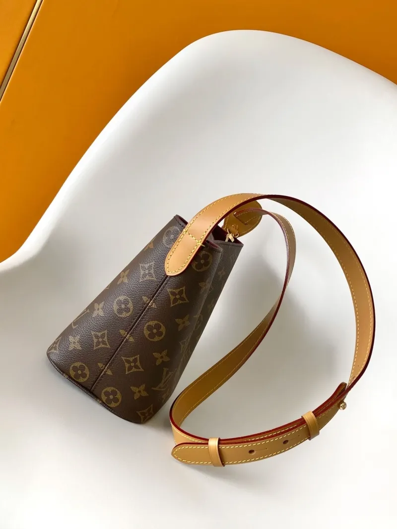 LV Bucket Bags-123 - Image 4