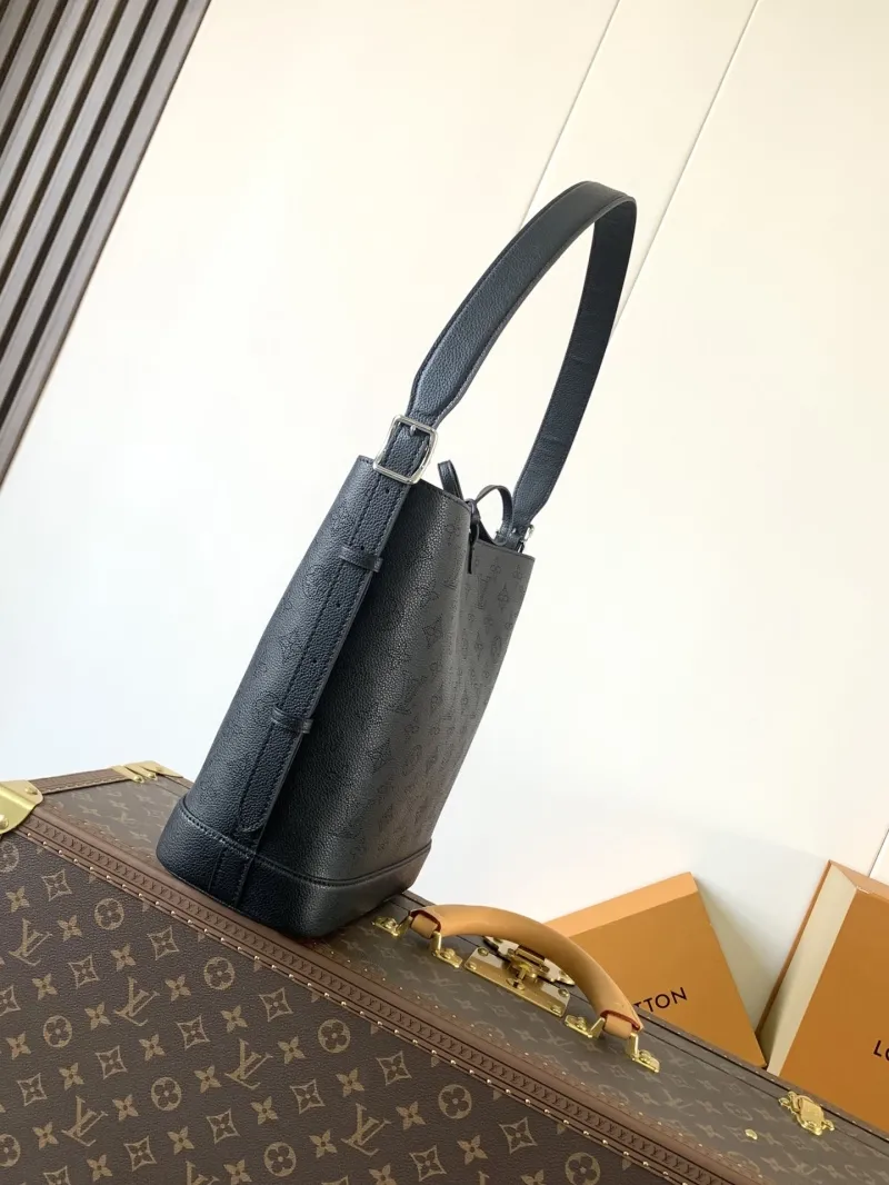 Alternative view of LV Bucket Bags-126