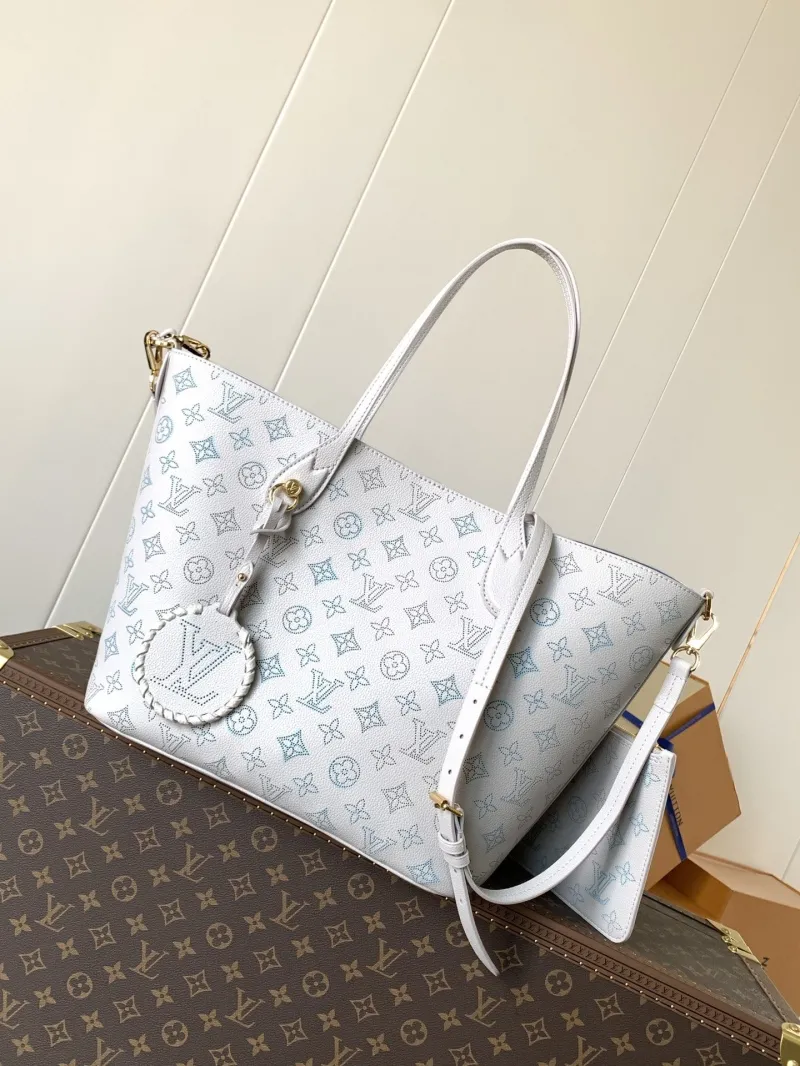 LV Bucket Bags-129