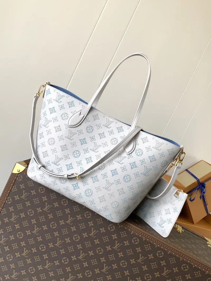 Alternative view of LV Bucket Bags-129