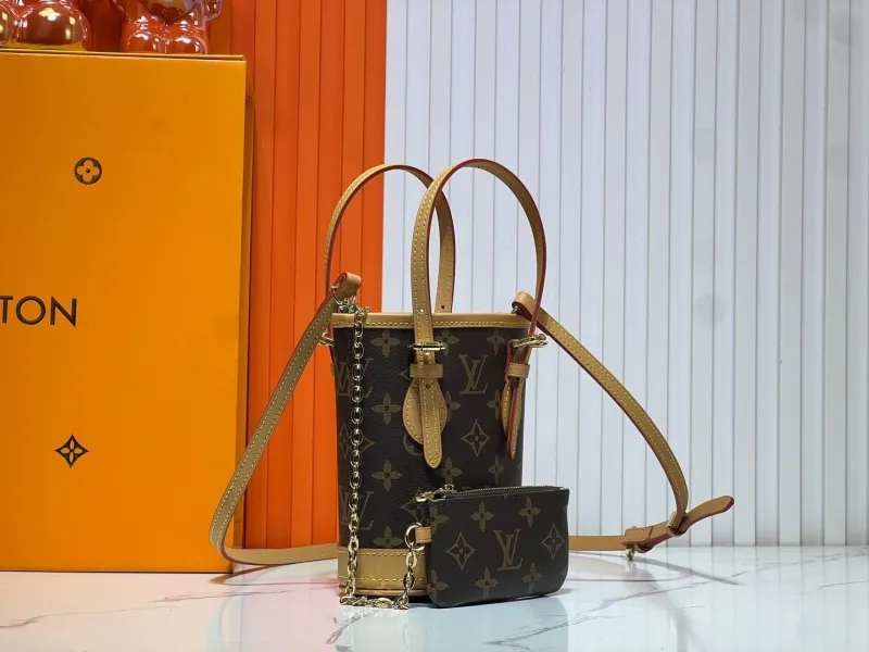 Alternative view of LV Bucket Bags-131