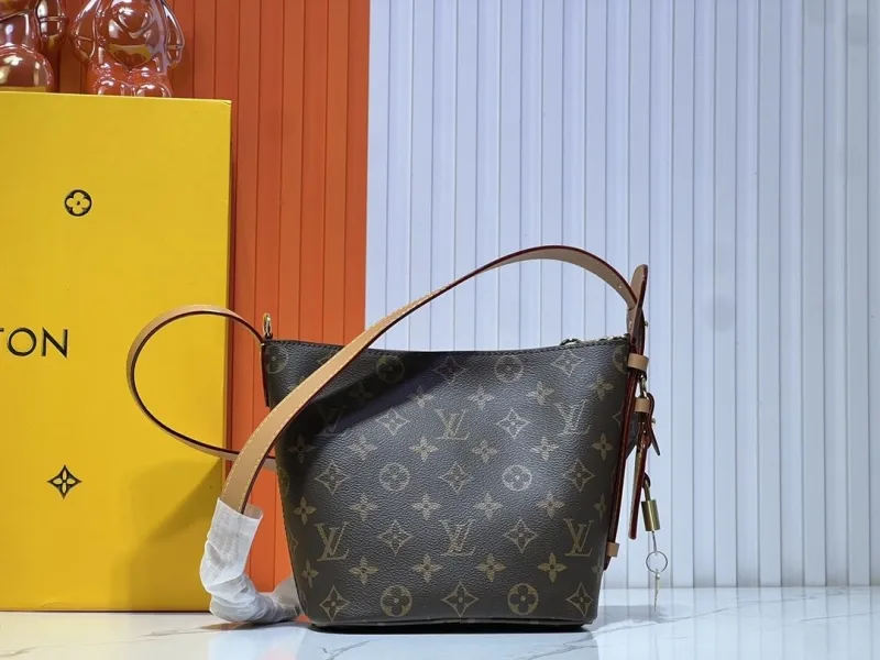 LV Bucket Bags-132 - Image 4