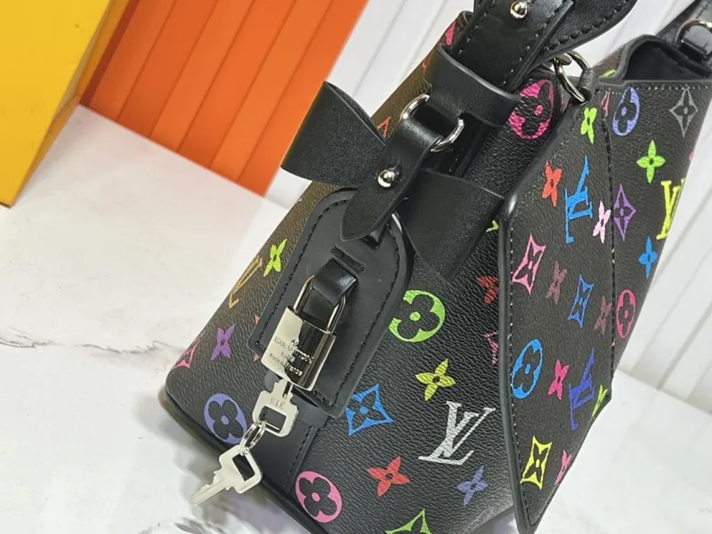 LV Bucket Bags-133 - Image 4