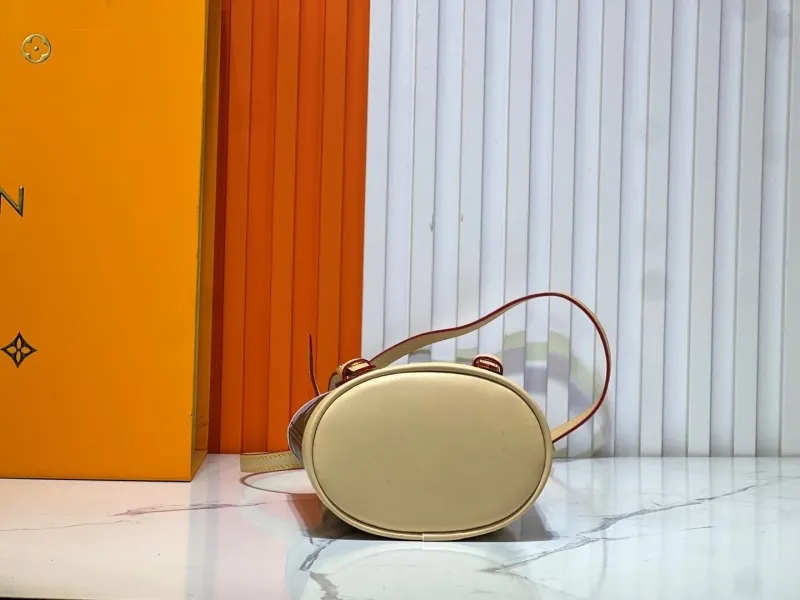 LV Bucket Bags-138 - Image 7