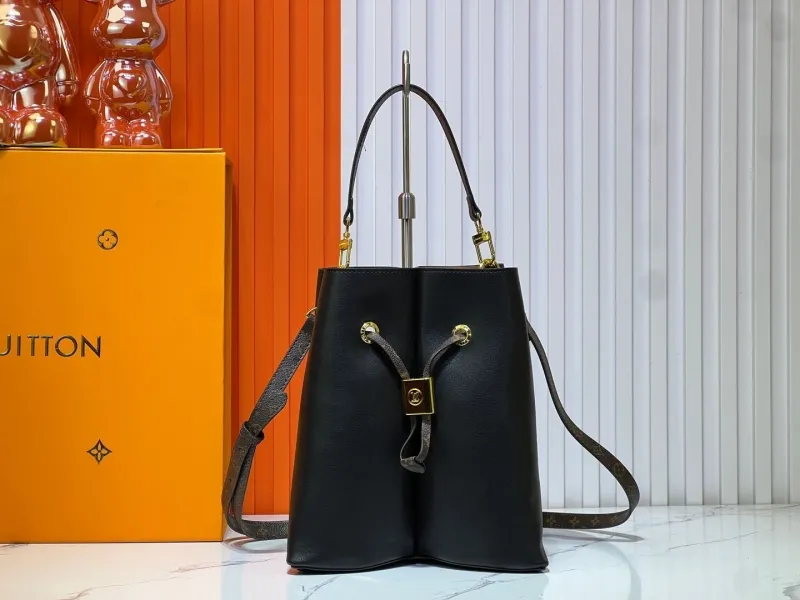 LV Bucket Bags-139