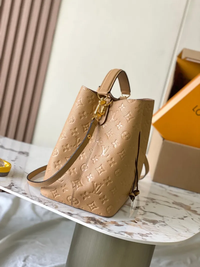 Alternative view of LV Bucket Bags-143