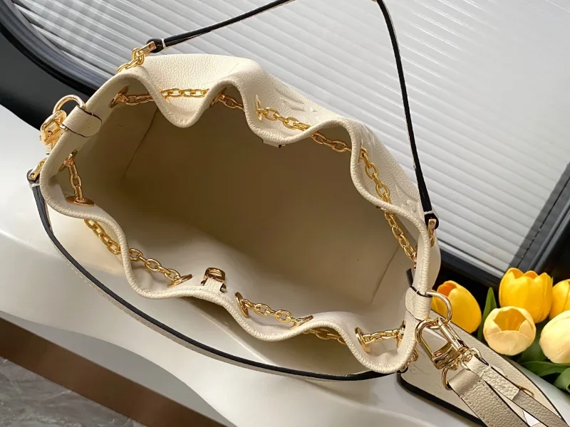 LV Bucket Bags-147 - Image 8