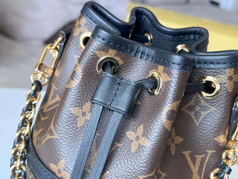 LV Bucket Bags-152 - Image 6