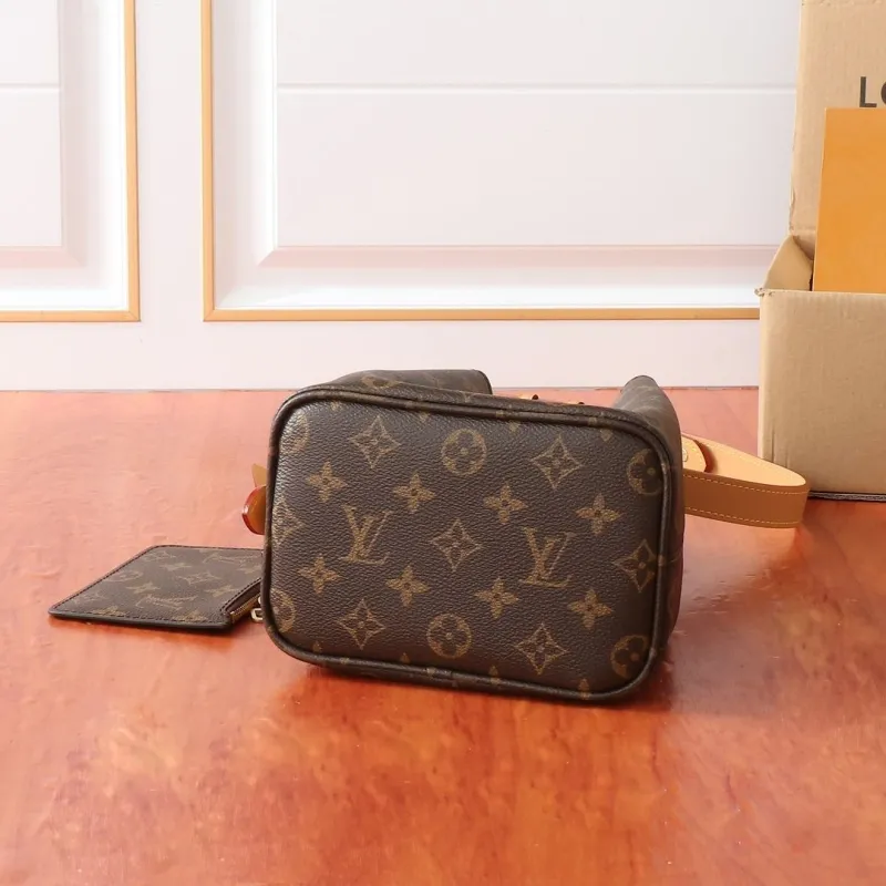 LV Bucket Bags-157 - Image 4