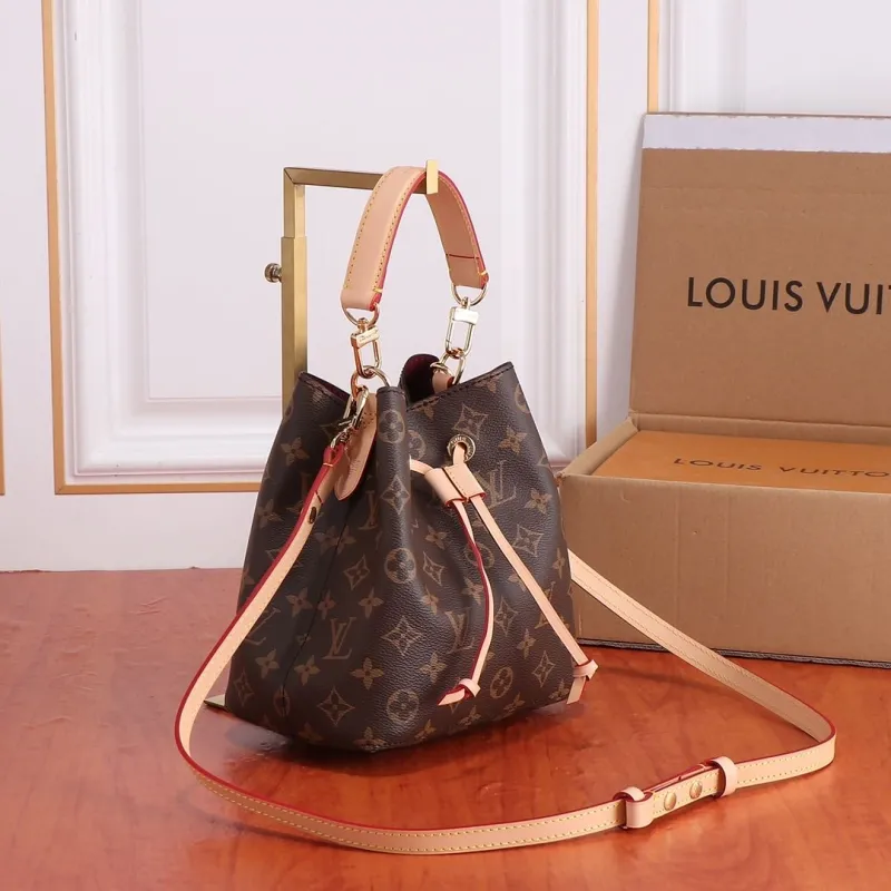Alternative view of LV Bucket Bags-158