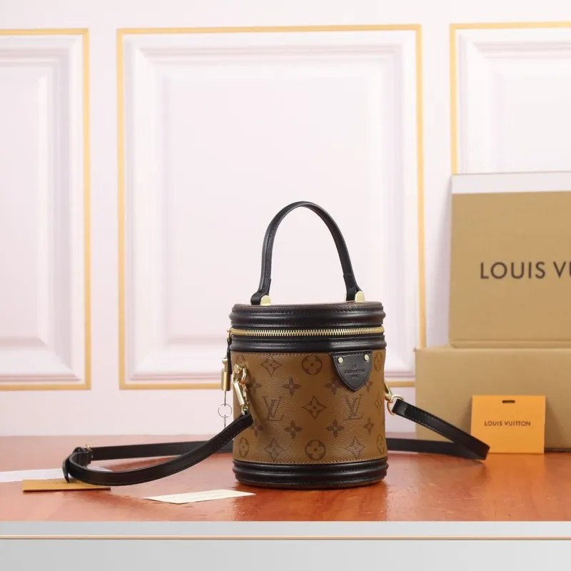 Alternative view of LV Bucket Bags-159
