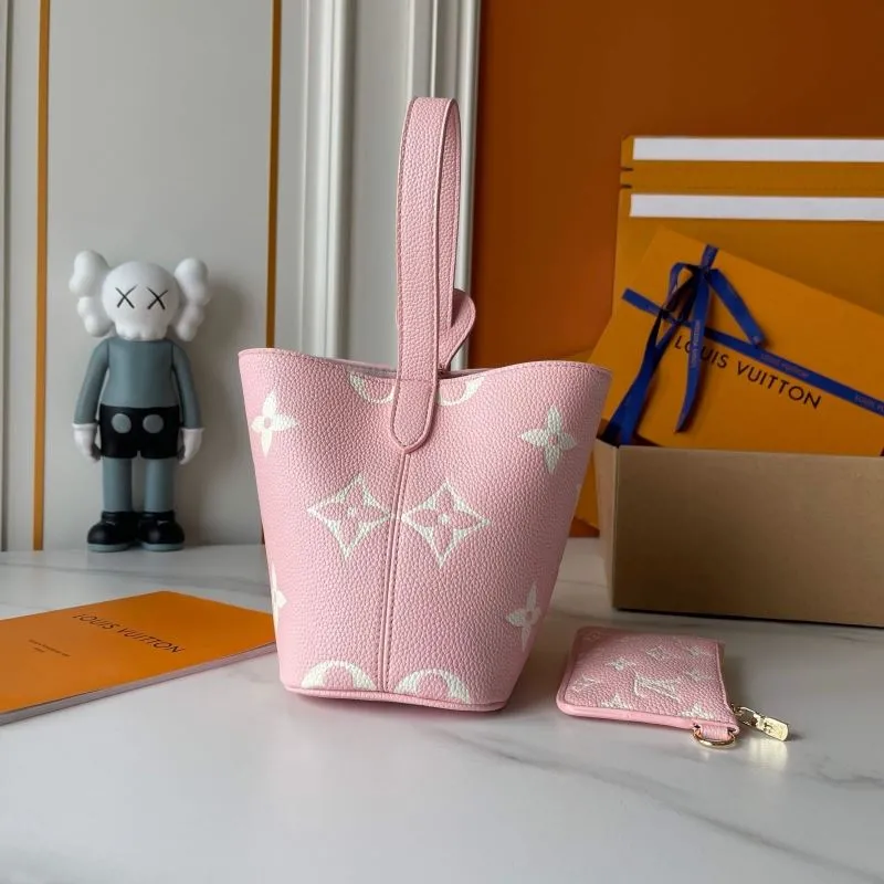 Alternative view of LV Bucket Bags-162