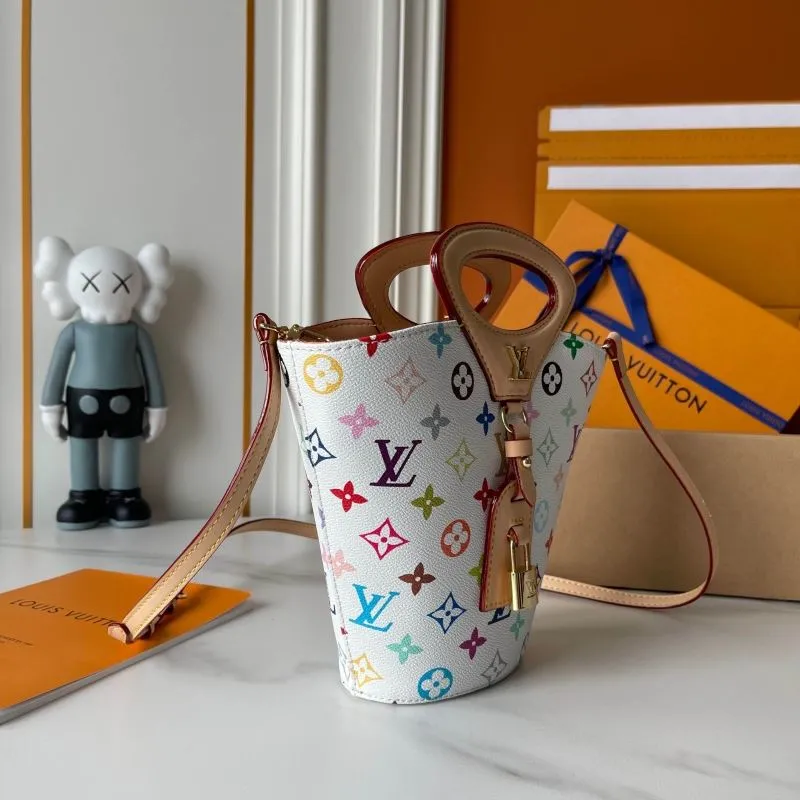 Alternative view of LV Bucket Bags-176