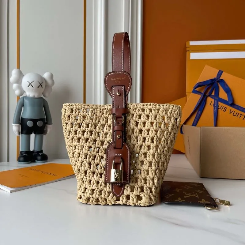 Alternative view of LV Bucket Bags-181