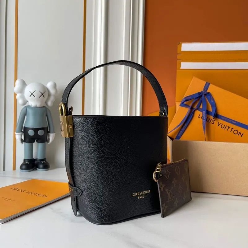 Alternative view of LV Bucket Bags-185