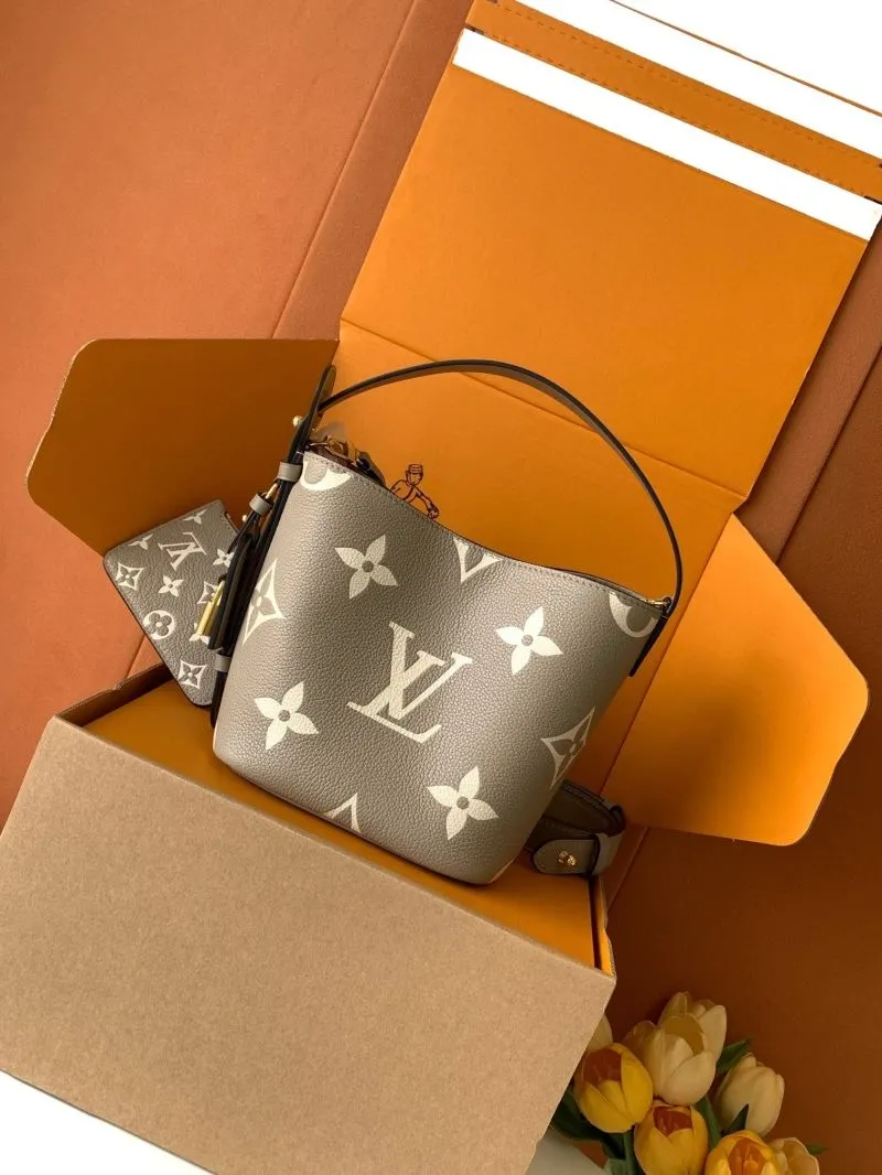 LV Bucket Bags-187