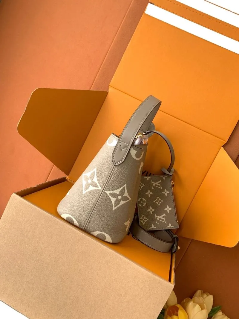 Alternative view of LV Bucket Bags-187