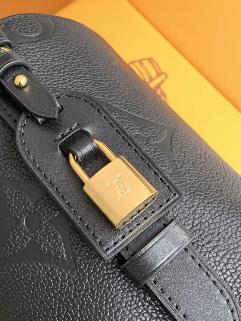 Alternative view of LV Bucket Bags-188