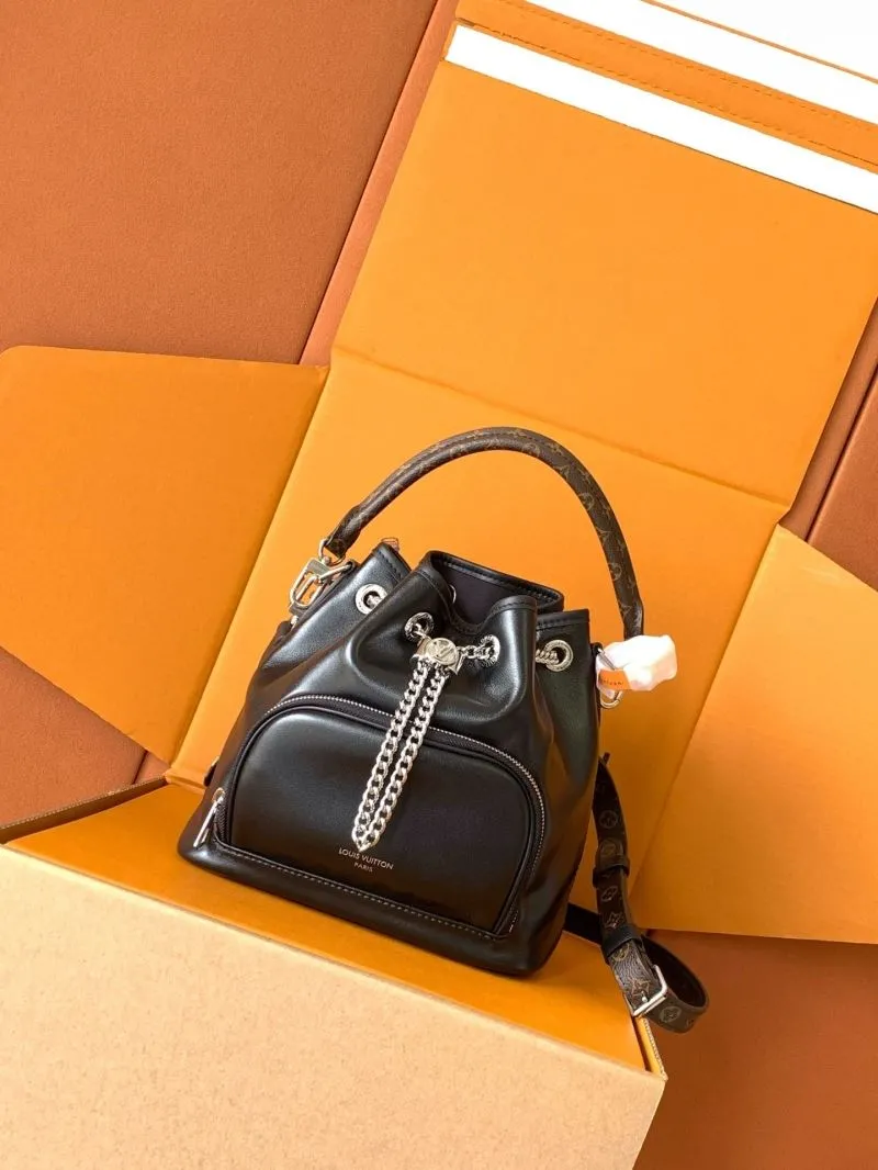LV Bucket Bags-191