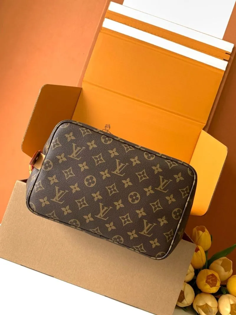 LV Bucket Bags-193 - Image 3