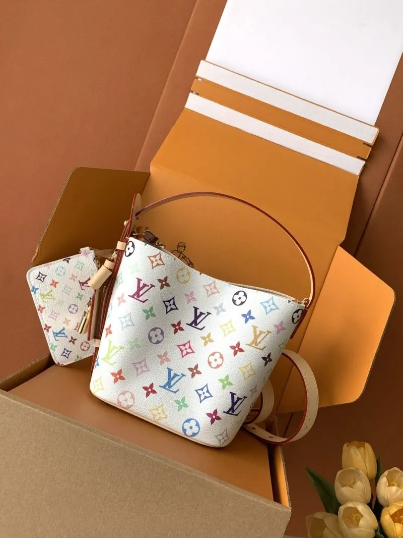 LV Bucket Bags-194