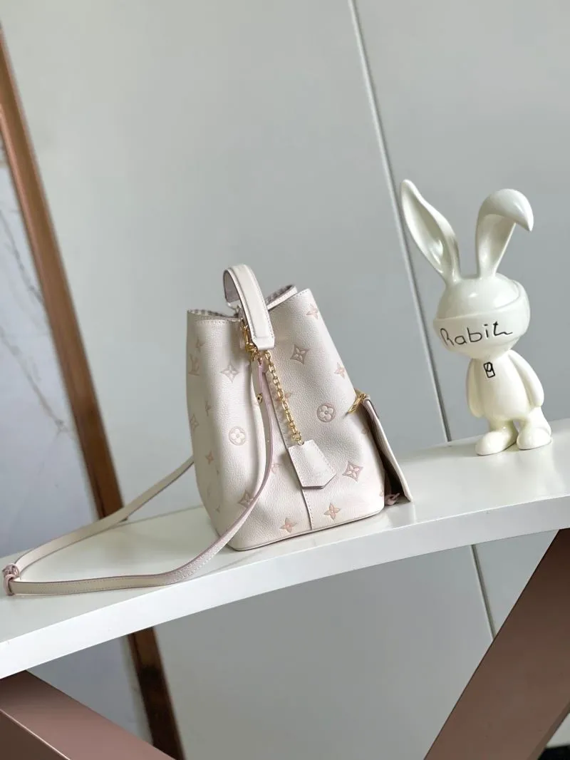 Alternative view of LV Bucket Bags-205