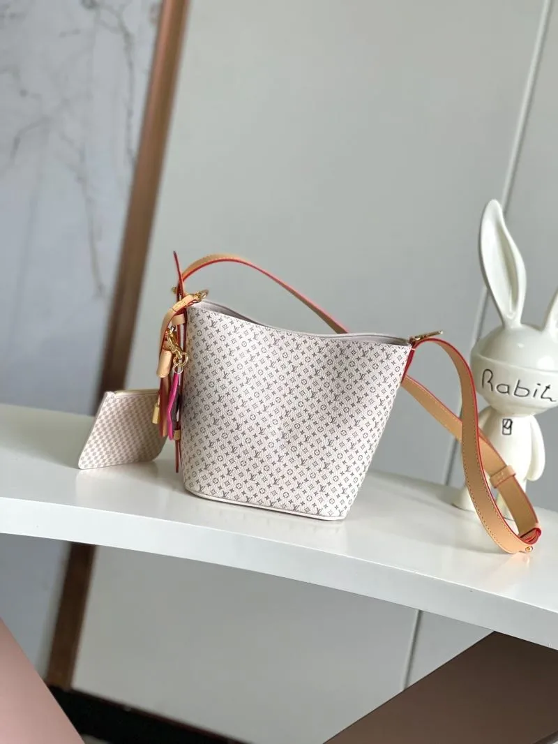 LV Bucket Bags-208