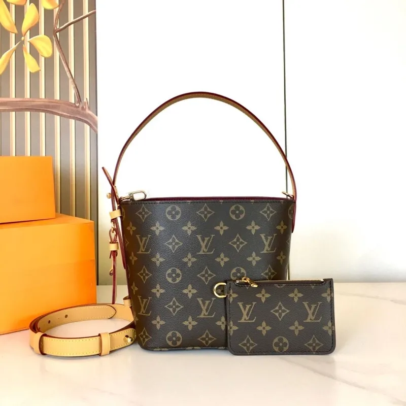 LV Bucket Bags-218