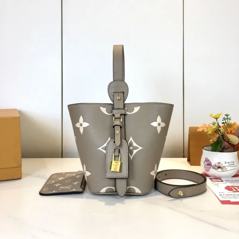 Alternative view of LV Bucket Bags-221
