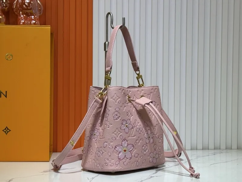 Alternative view of LV Bucket Bags-223