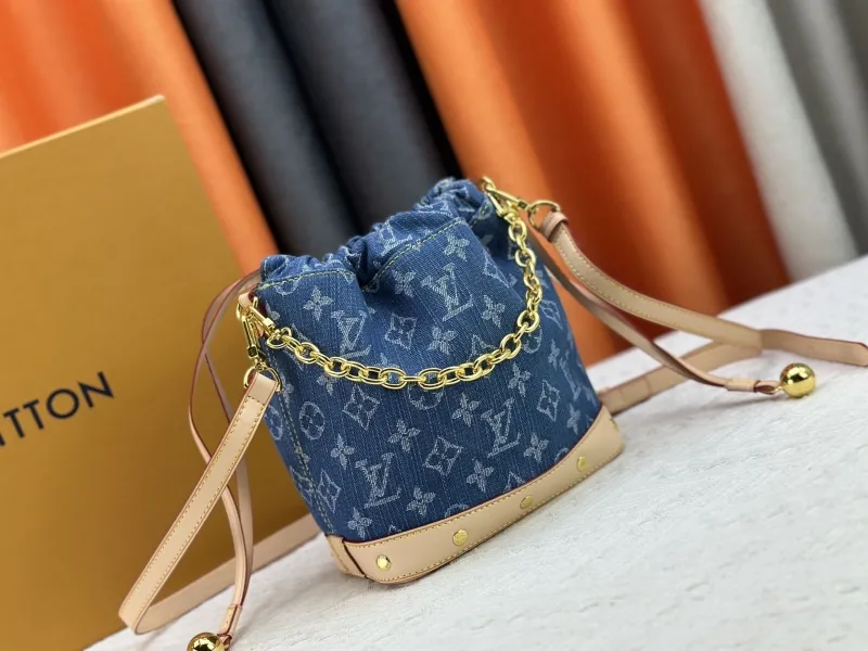 Alternative view of LV Bucket Bags-225