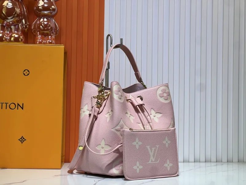 Alternative view of LV Bucket Bags-227