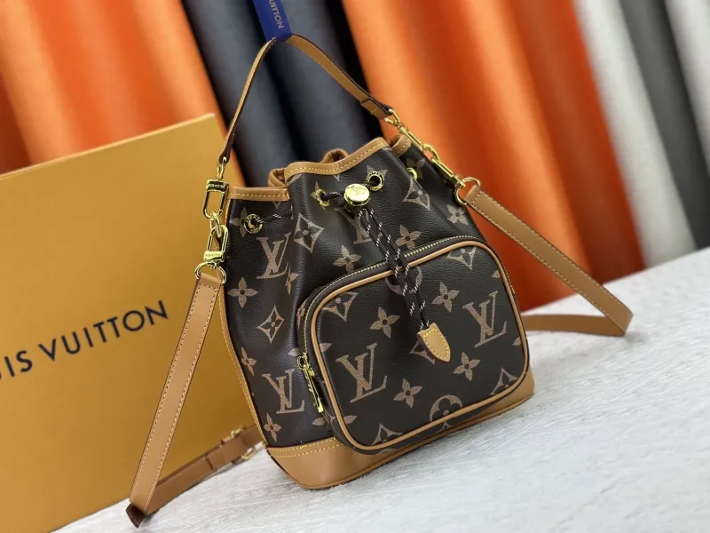 Alternative view of LV Bucket Bags-237