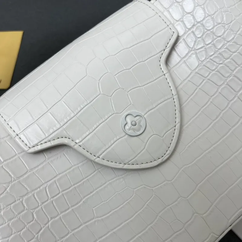LV Capucines Bags-147 - Image 9