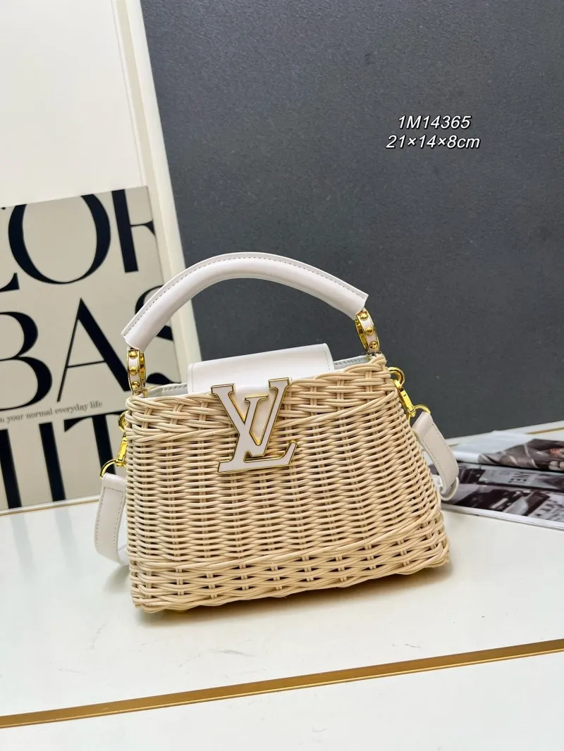 LV Capucines Bags-154
