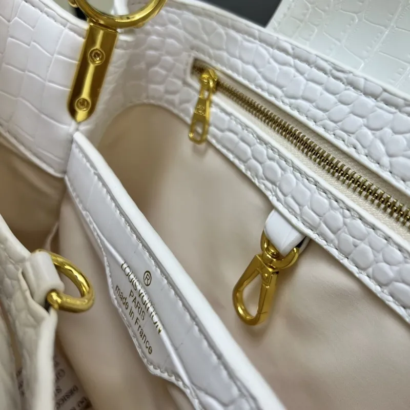 Alternative view of LV Capucines Bags-173