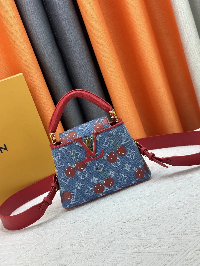 LV Capucines Bags-175