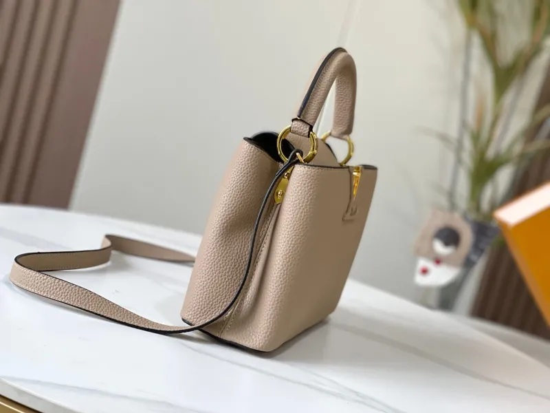 Alternative view of LV Capucines Bags-337
