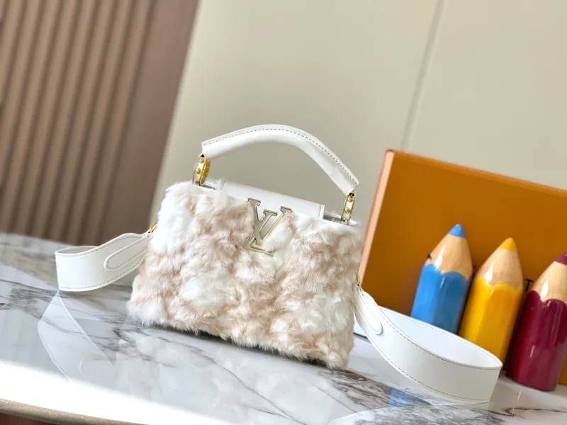 LV Capucines Bags-385
