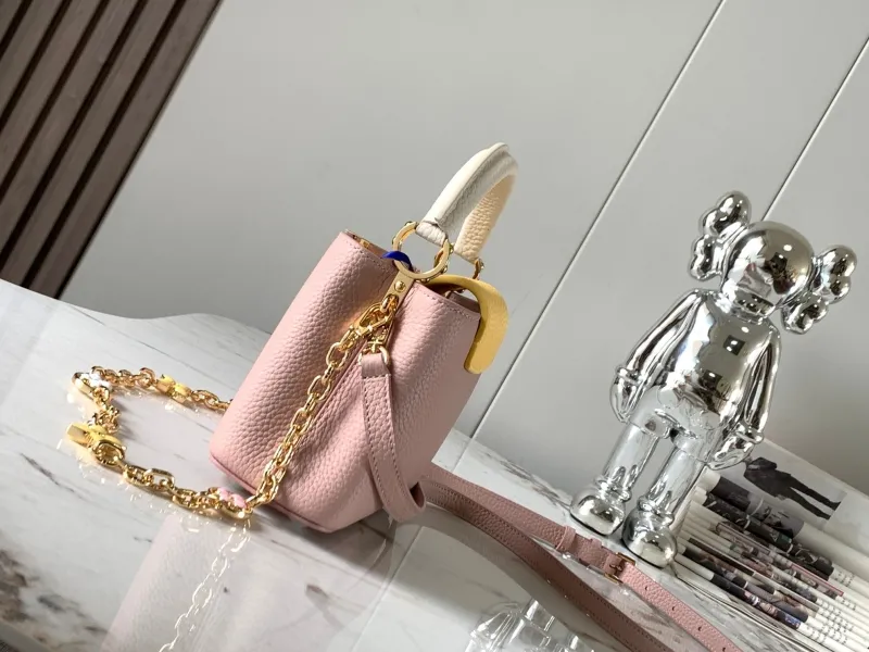Alternative view of LV Capucines Bags-444