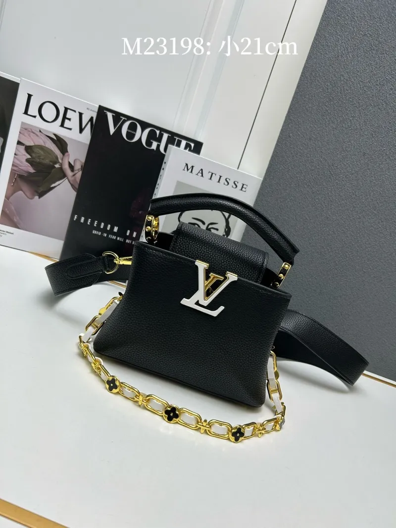 LV Capucines Bags-555