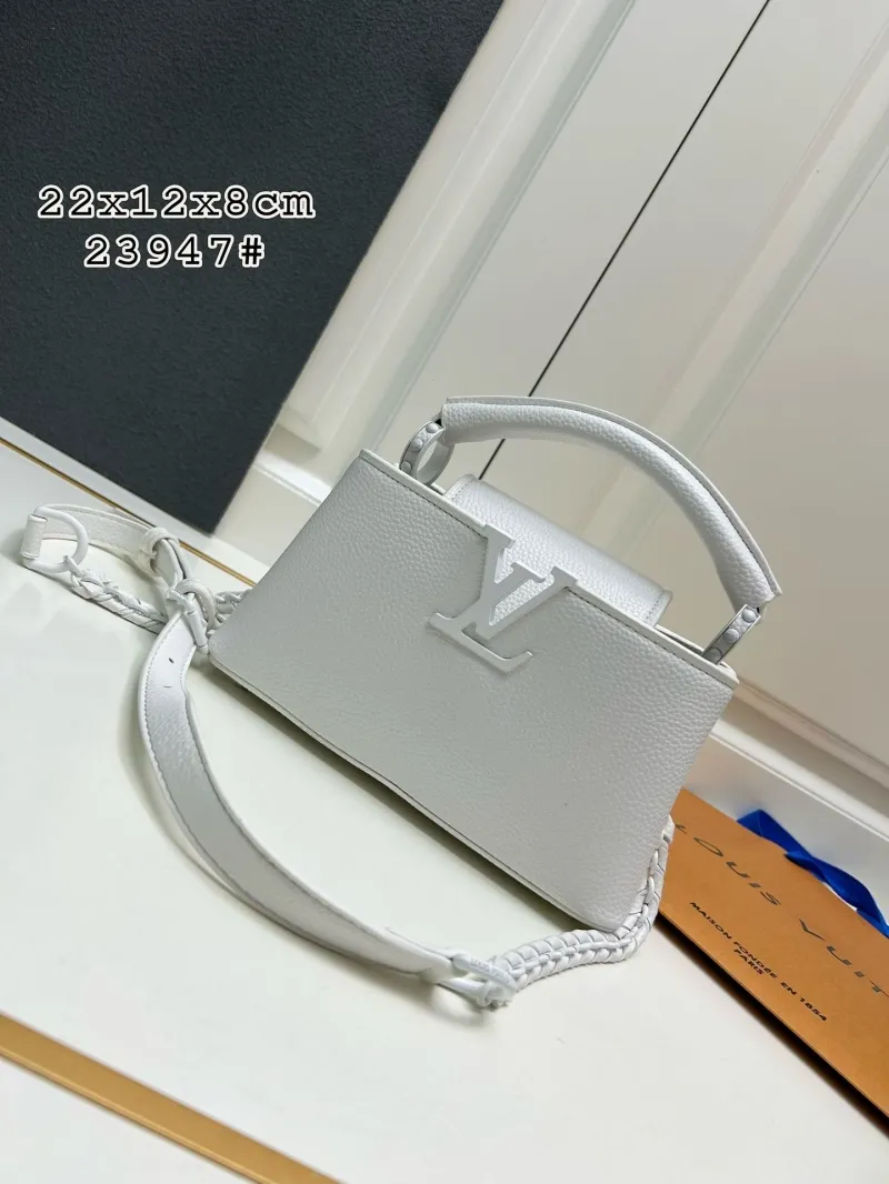 LV Capucines Bags-584