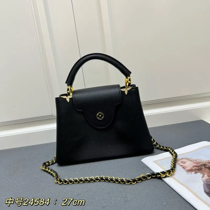 LV Capucines Bags-643