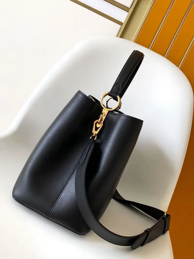 LV Capucines Bags-849