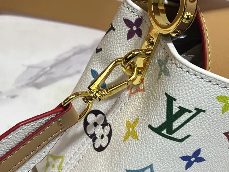 LV Capucines Bags-933 - Image 4