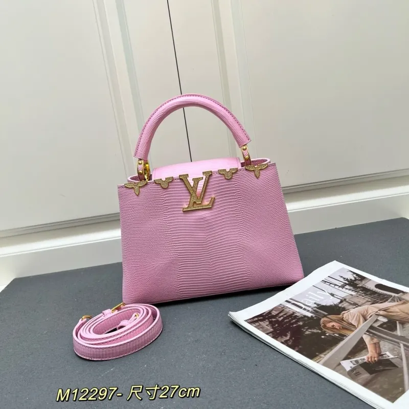 LV Capucines Bags-977