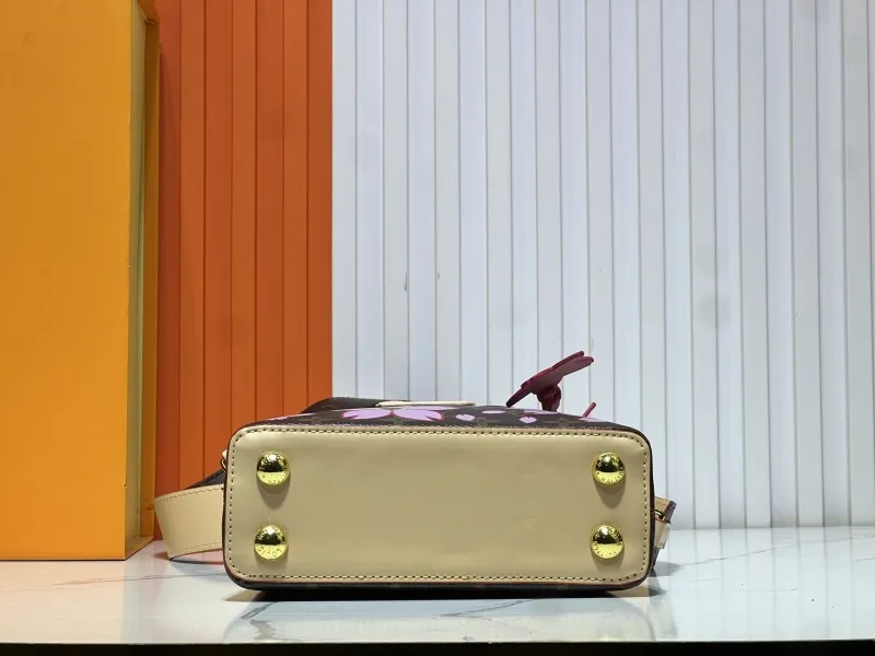 LV Capucines Bags-1022 - Image 7
