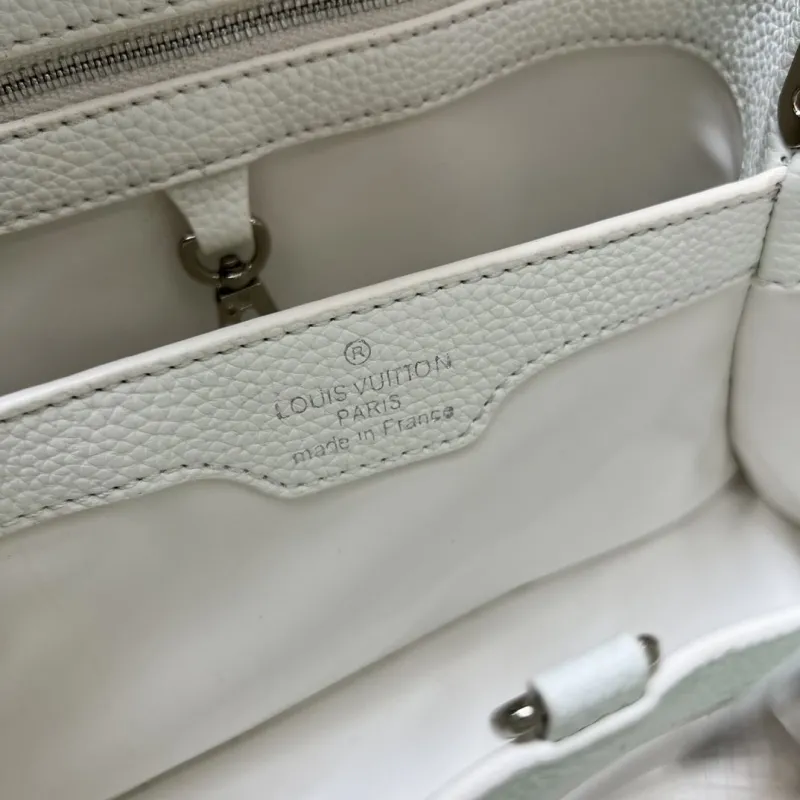 Alternative view of LV Capucines Bags-1030