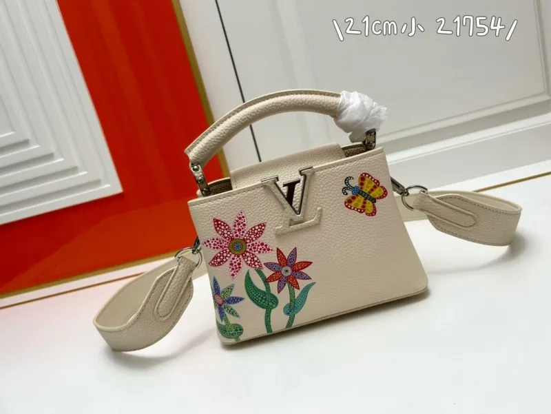 LV Capucines Bags-1055
