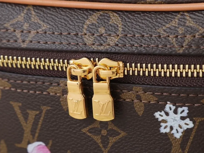 LV Cosmetic Bags-10 - Image 7